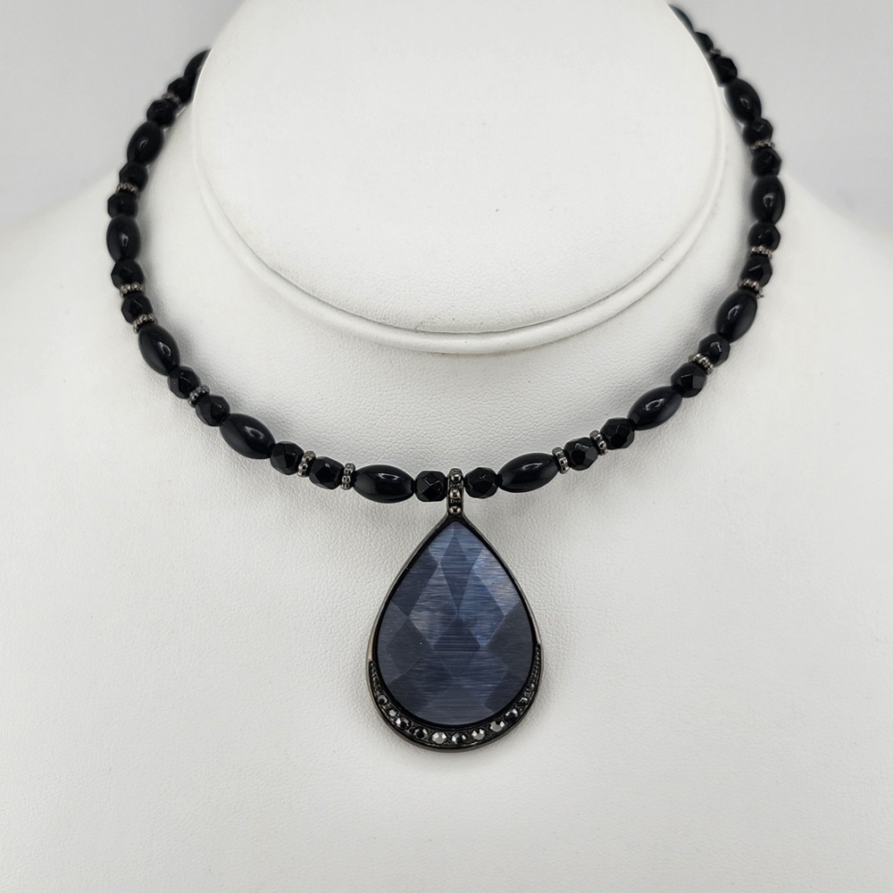 Vintage Monet‎ Beaded Wire Choker Blue Satin Stone Pendant